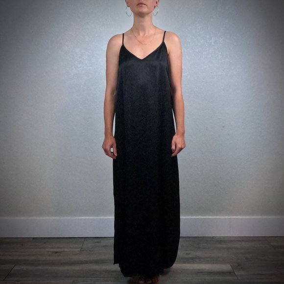 LACAUSA Leia Slip - Picture 1 of 4